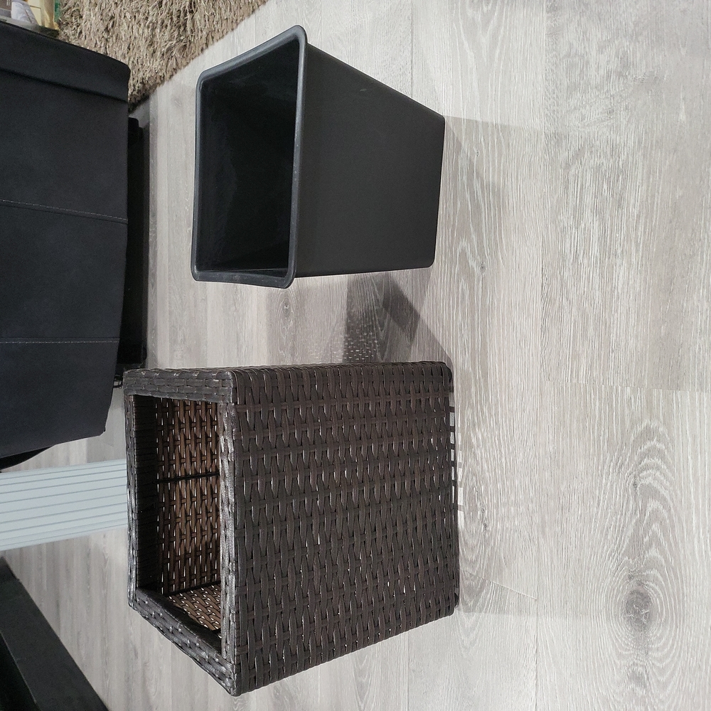 Square Planter Box - Picture 4 of 7